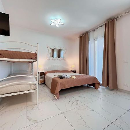 Zeus Appartement Bibione Buitenkant foto