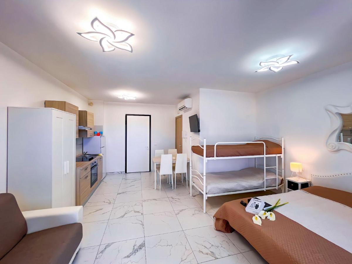 Zeus Appartement Bibione Buitenkant foto