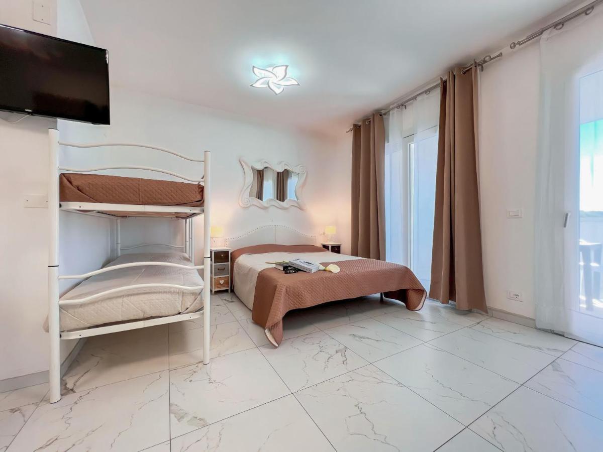 Zeus Appartement Bibione Buitenkant foto