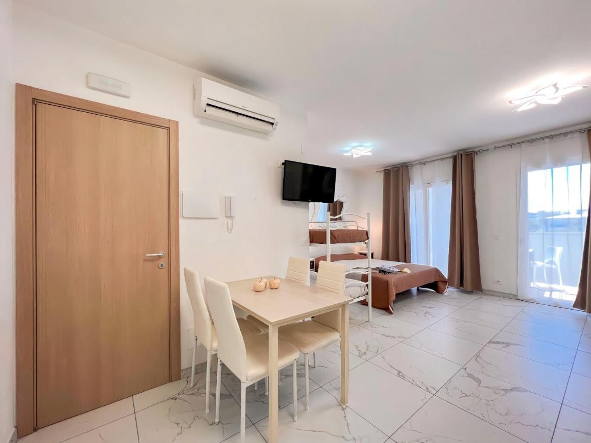 Zeus Appartement Bibione Buitenkant foto